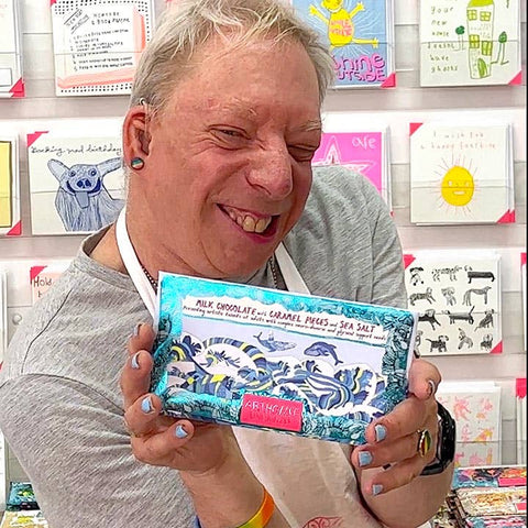 ARTHOUSE Unlimited - Swim with Whales, Milk Chocolate